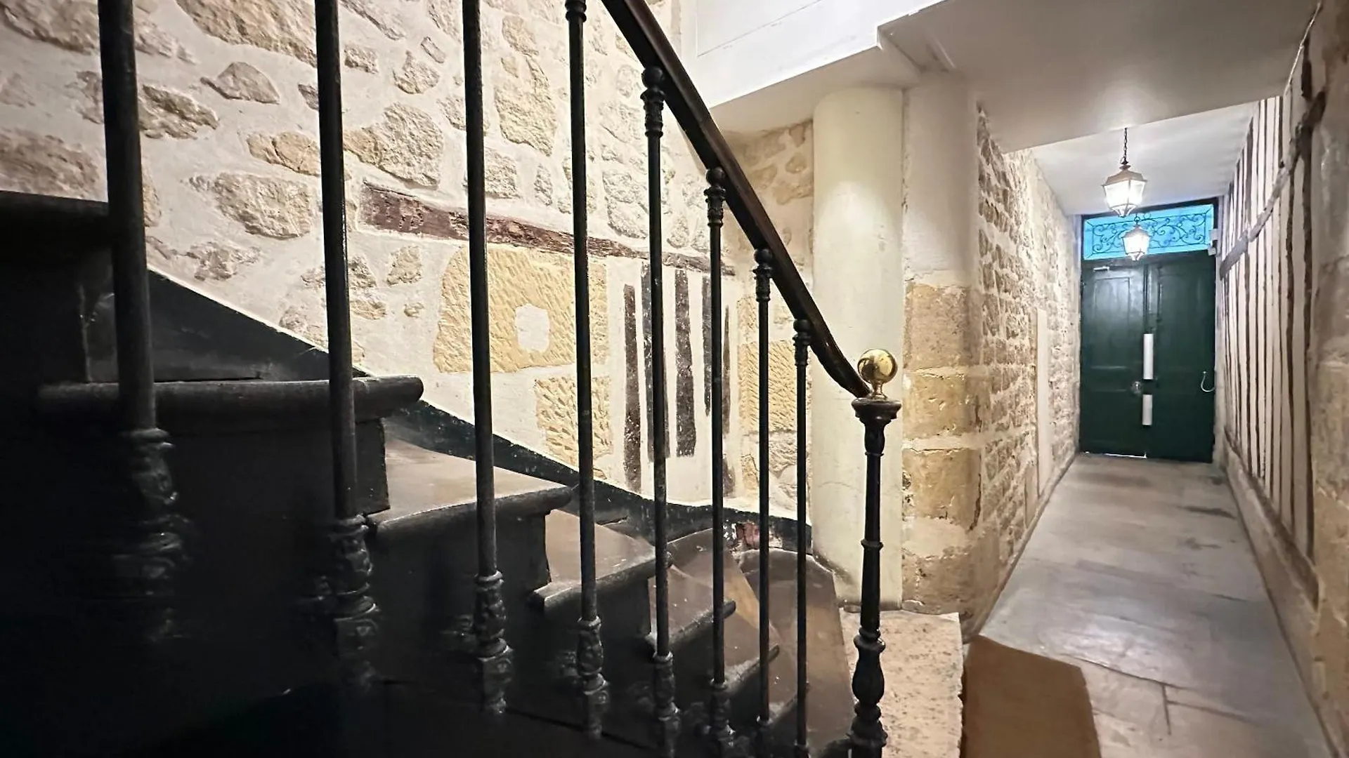 Apartamento Spacious Studio In Saint-Germain-Des-Pres Paris